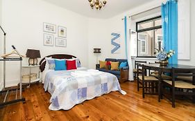 Retro M2 R4 - Lovely Double Room With Shared Bathroom